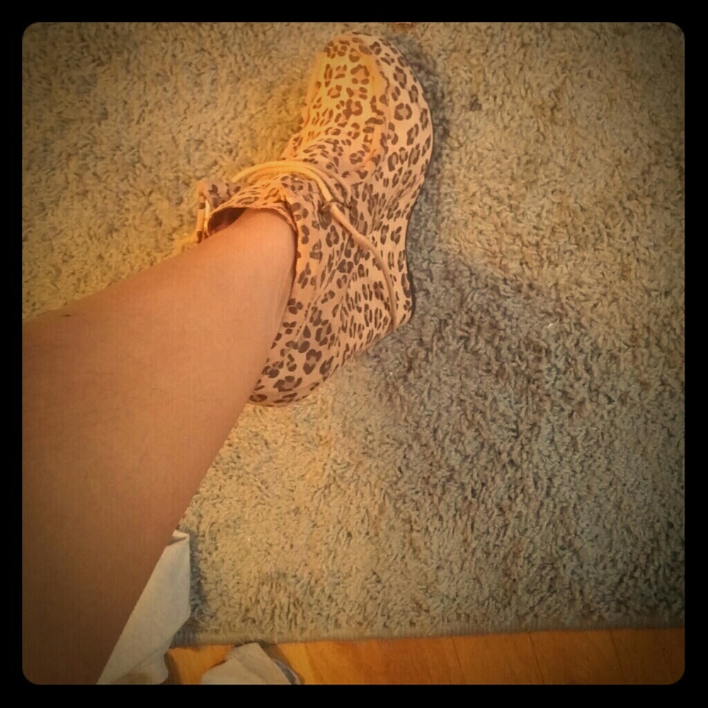 Betsey Johnson leopard wedges